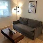 Le Clio Carre D\'Or Beach Apartment