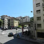 2-Bedrooms Аpartment Nice Port With Parking