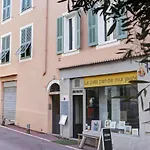 Le Saint Joseph - Old Tow, 2 Appartments In 1