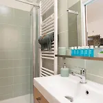 Cosy And Trendy 3 Bedrooms Train Tramway Apartment Nice