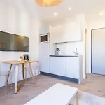 2 Bavastro - Beau 2 Pieces Lumineux Et Cosy - Climatise Apartment