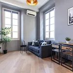 10 Segurane - Magnifique Studio Mezzanine - Port De Nice