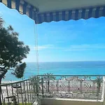 Holiday Vigie Promenade