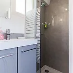 Homelivia, Attic Room -Mansarde Sous Les Toits De Nice