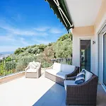 Vianigrier Hills