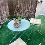 Beautiful With Terrace Centre Apartment *