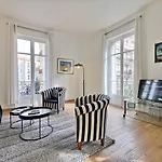 Le Gounod 25 By Guys Apartment *