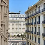 Magnificent Apartment - Carre D\'Or