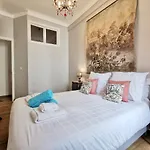 Le Gounod 25 By Guys Apartment