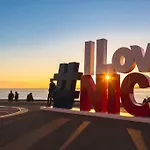 Magnificent Apartment - Carre D\'Or