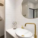 Apartment Chez Collette - Luxury In The Old *