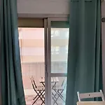 Bright Studio With Balcony At The Foot Of The Sea