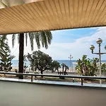 Incroyable Vue Mer, 2 Pieces Refait A Neuf Avec Piscine Sur Le Toit/ Wifi/ac Apartment