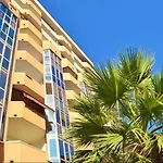 Apartment Grand Terrasse Et Piscine Nice