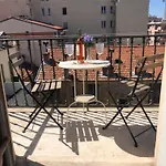 Lovely appartment with 2 bedrooms Nice Libération