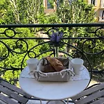 Lovely appartment with 2 bedrooms Nice Libération