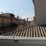 Vieux Nice Sous Les Toits