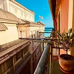 Superbe duplex entre le Vieux Nice et la Prom