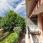 Appartement 2P rénové avec terrasse au Port de Nice