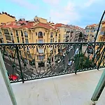 Apartment Tres Bel Centre *