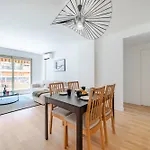 Near Old Town And Apartment Fully Renovated