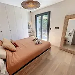 Villa La Belle De J Et J *
