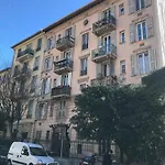 Lovely appartment with 2 bedrooms Nice Libération