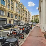 Lavie Maison Hot Tub And Ac