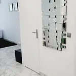 Apartment 3 Pieces Bord De *
