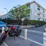 Azur Central Flat