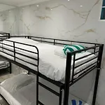 Piscine Jacuzzi Privee Chauffee, Terrasse Et Garage A Nice