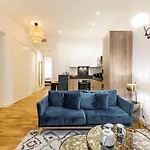 Apartment Chic & Cozy 2 Bdr Heart Of The Old Town Nice