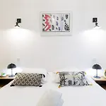 Apartment Chic & Cozy 2 Bdr Heart Of The Old Town Nice