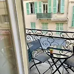 Suite Massena