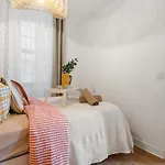 Nice Renting - Clemenceau - Riviera Cocoon Calm Elegance Design