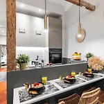 My Casa - La Croix - Old Town Modern - 2 Bedrooms Apartment Nice
