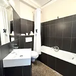 Riviera 3*