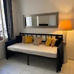 Centre Apartment *