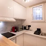 Studio Place Massena