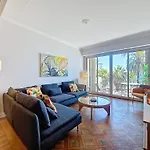 Nestor&Jeeves - Promenade Du Sud - Vue Mer