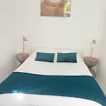 Apartment With Private Garden In Center