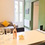 Joli T3 Moderne Avec Terrasse & Climatisation