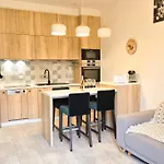 Joli T3 Moderne Avec Terrasse & Climatisation