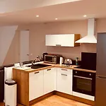 Appartement Renove 3 Chambres Avec Parking A Nice