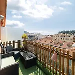Open Sky Terrace Lage 1 Bdr & Parking Apartment Nice
