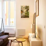 Garibaldi Apartment Nice