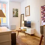 Garibaldi Apartment *
