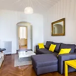 Beautiful Apartment By The Sea Front