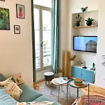 Homelivia, Frida, Mezzanine, Deco Raffinee Et Balcon