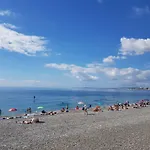 Proche Mer Apartment